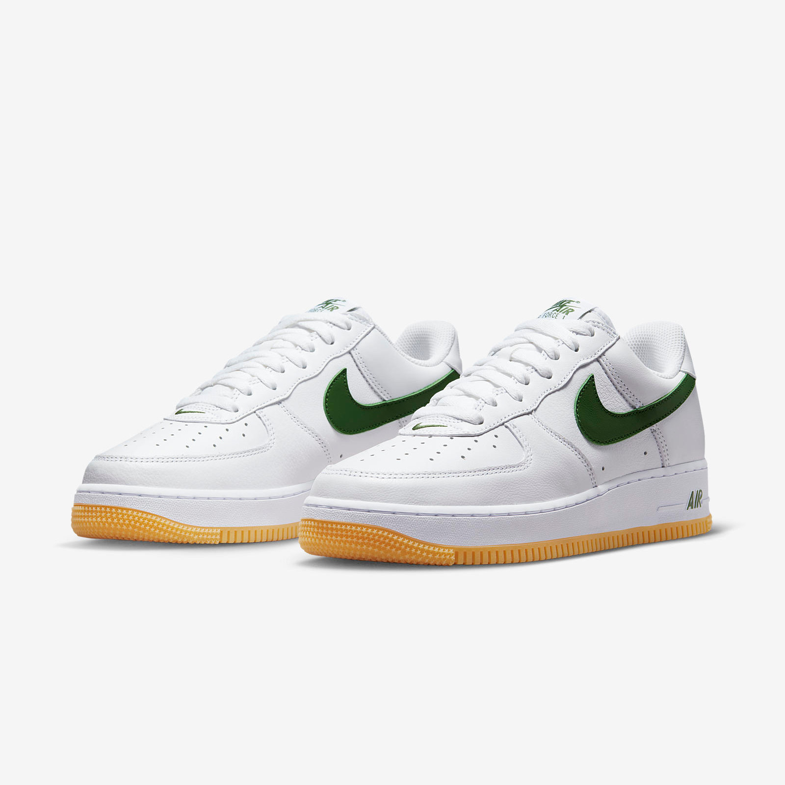 Nike Air Force 1 Low
Color of the Month
Forest Green