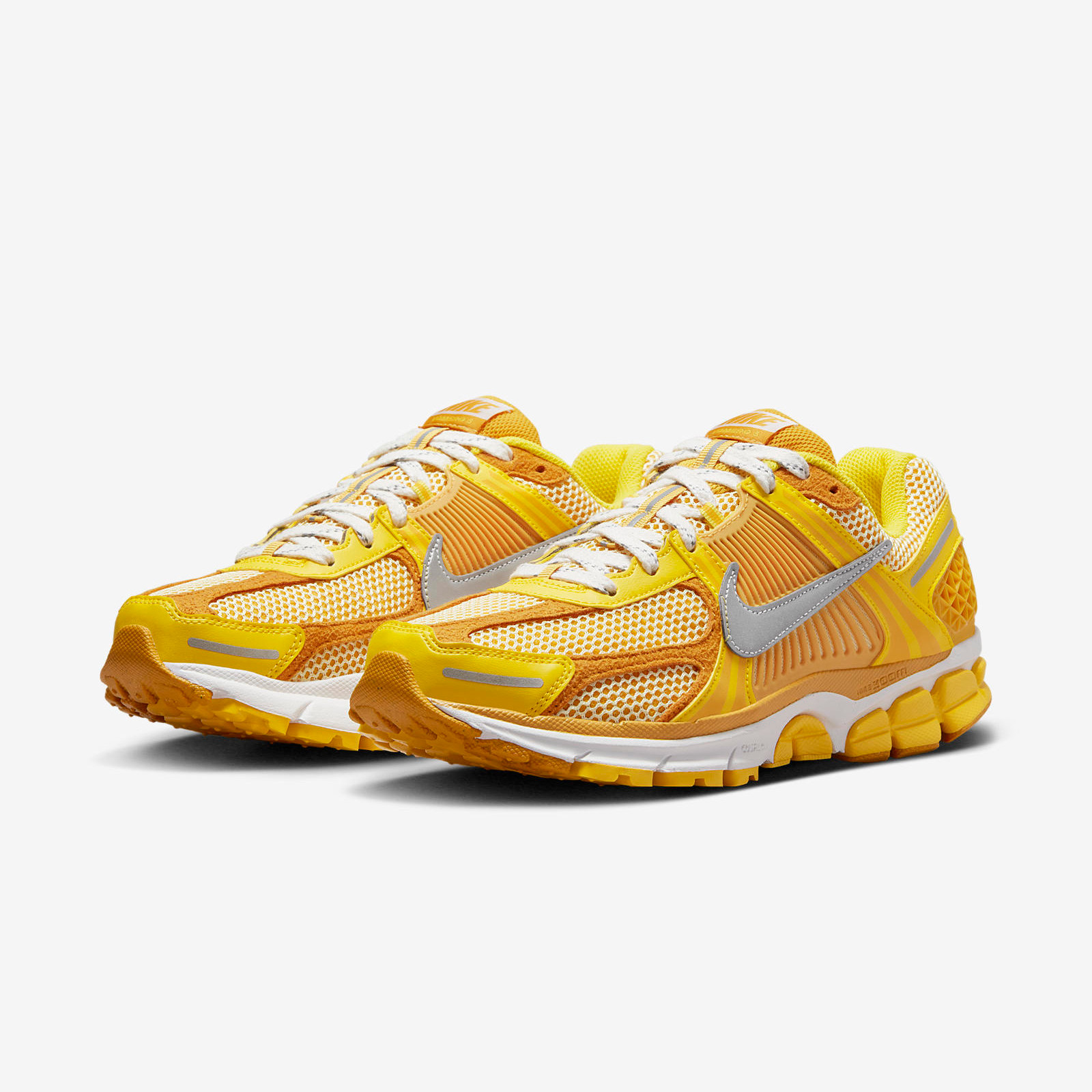 Nike Zoom Vomero 5
« Yellow Ochre »