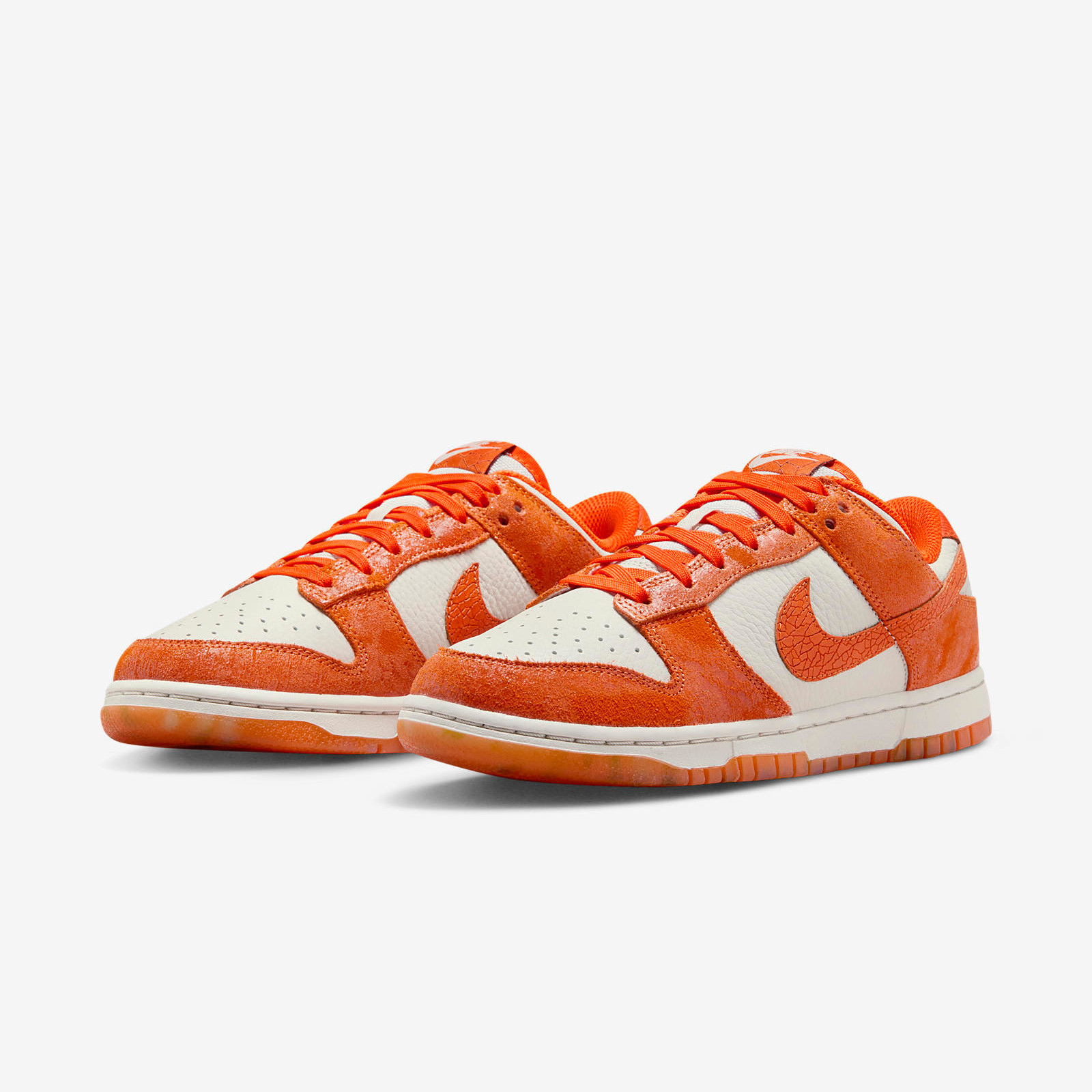 Nike Dunk Low
« Total Orange »
