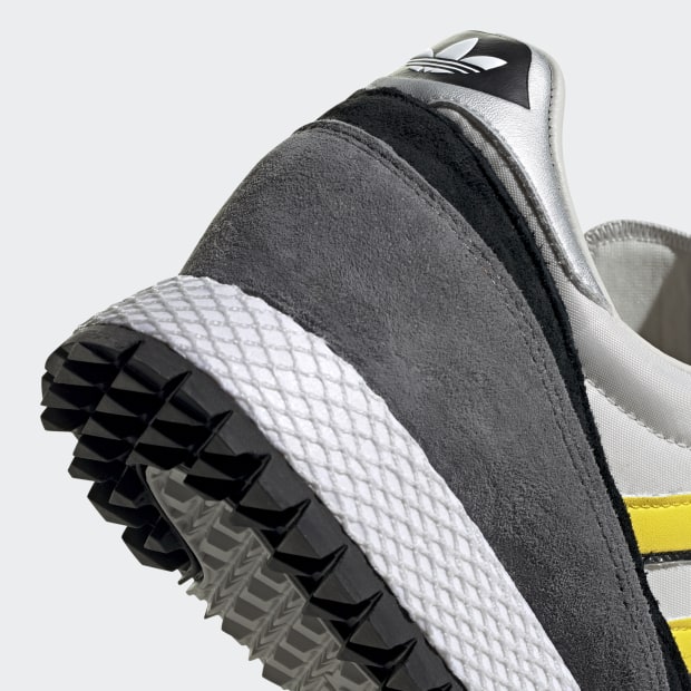 Adidas Ashurst SPZL
Grey / Black / Yellow