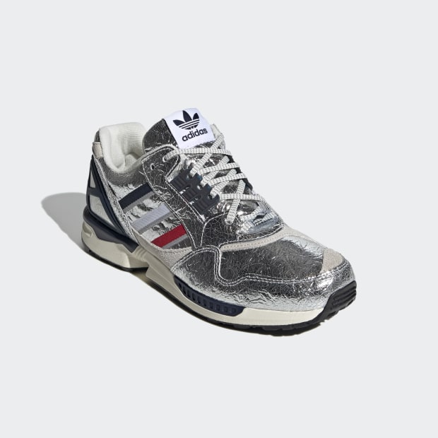 Adidas x Concepts
ZX-9000
Silver / Navy / Red