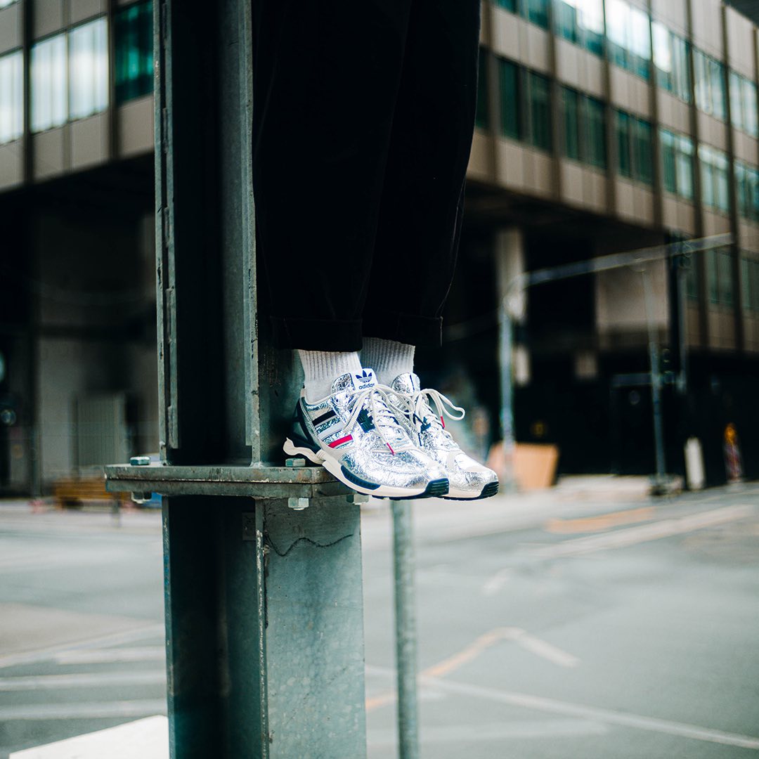 Adidas x Concepts
ZX-9000
Silver / Navy / Red