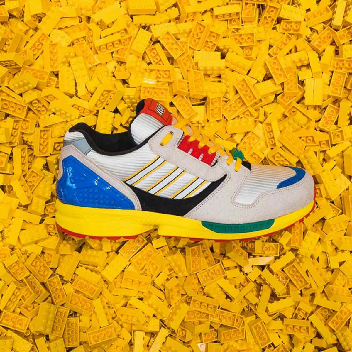 Adidas x LEGO
ZX 8000
Yellow / Bliss / White