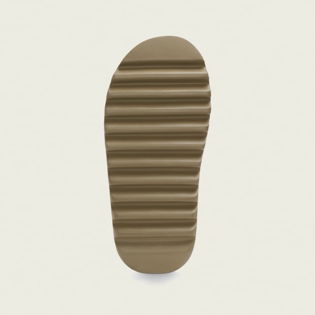 Adidas Yeezy Slide
« Core »