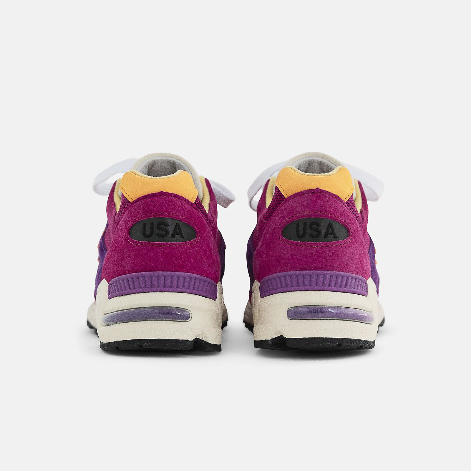 New Balance 990v2
Purple / Pink
