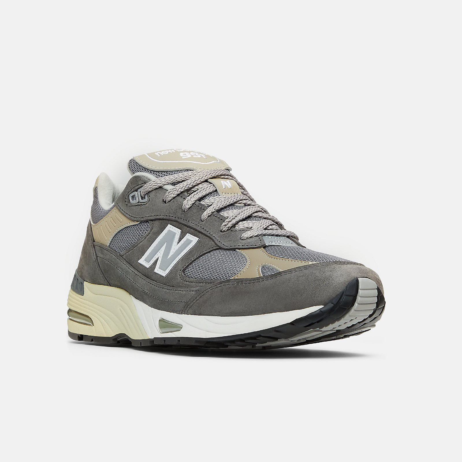 New Balance 991
Made in UK
Grey / Off-White