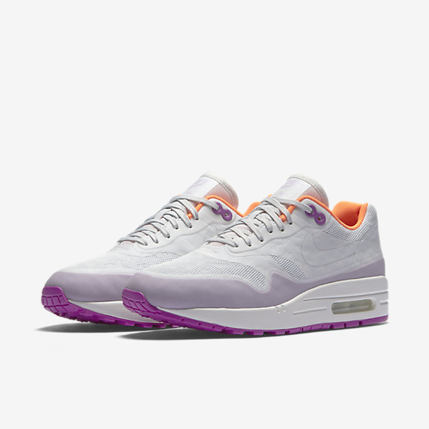 Nike Air Max 1 NS
Off White / Hyper Violet / Total Orange