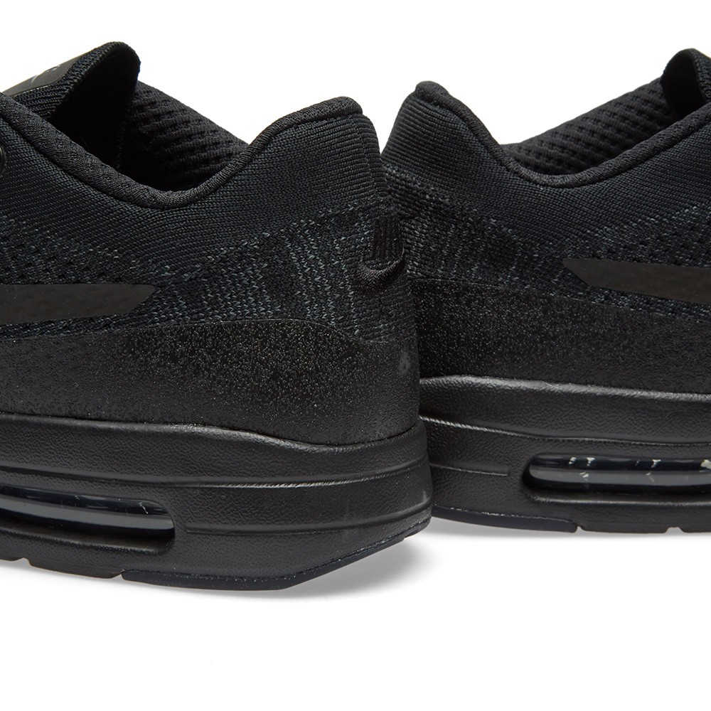 Nike Air Max 1 Ultra Flyknit
Black / Anthracite