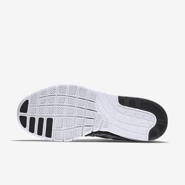 Nike SB Koston Max
Black / White / Wolf Grey