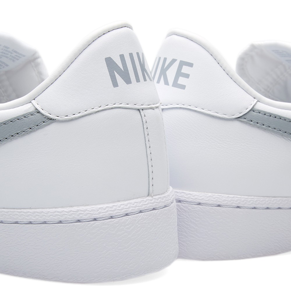 NikeLab Bruin Leather
White / Wolf Grey