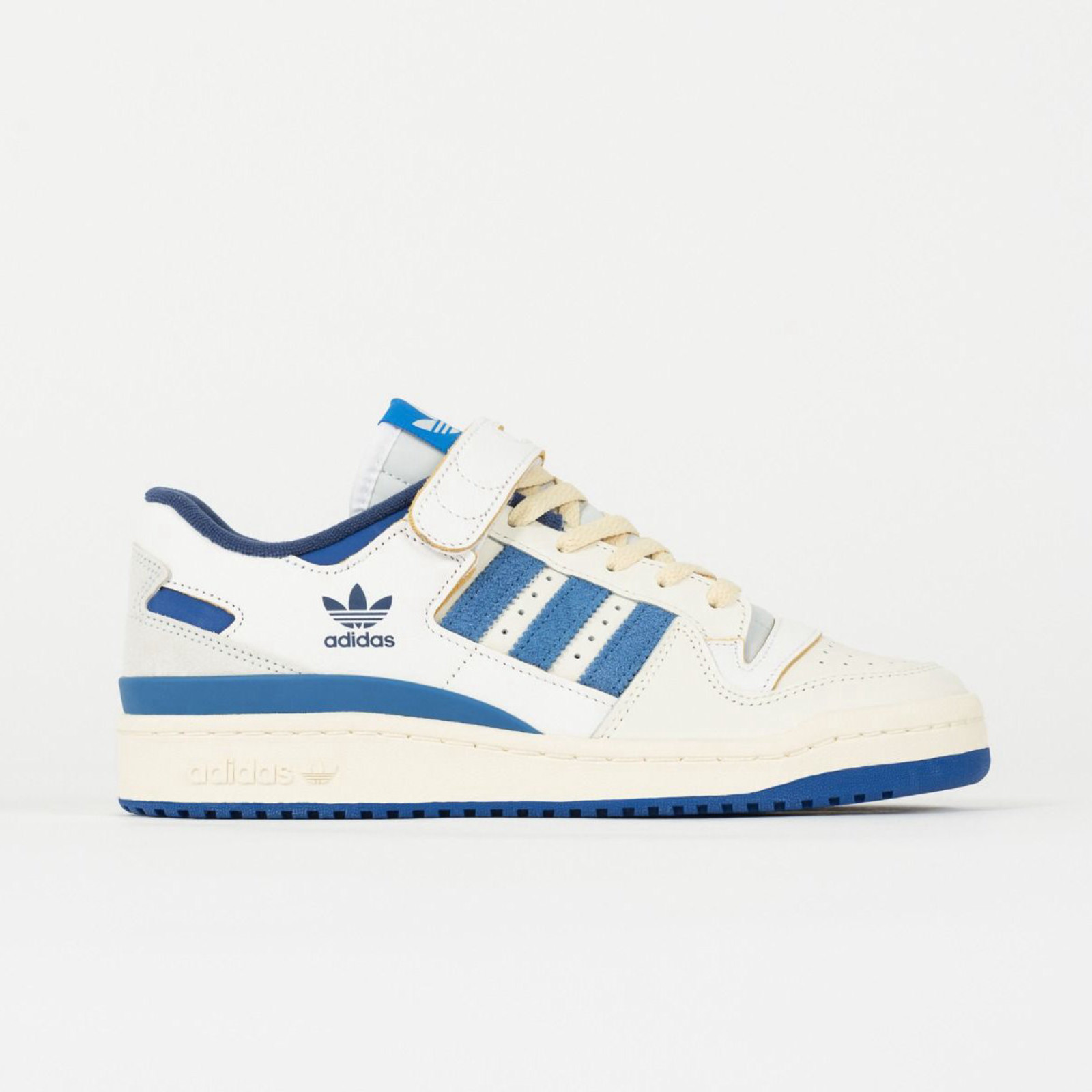 Adidas Forum 84 Low
White / Blue