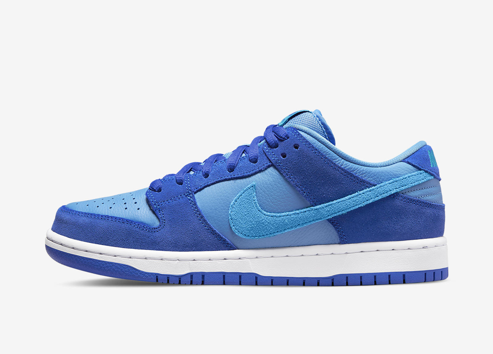 Nike SB Dunk Low
« Blue Raspberry »