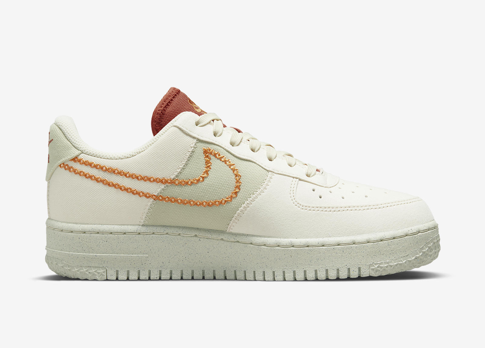 Nike Air Force 1
Next Nature
« Coconut Milk »
