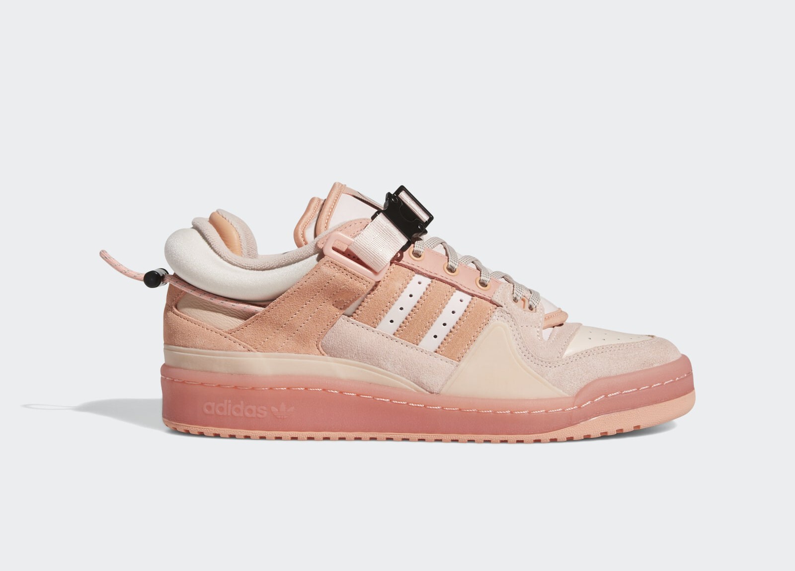 Bad Bunny x Adidas
Forum Low
« Easter Egg »